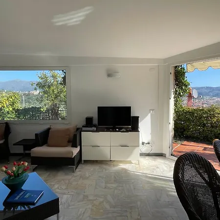 Сasa de vacaciones Panorama In By Interhome *